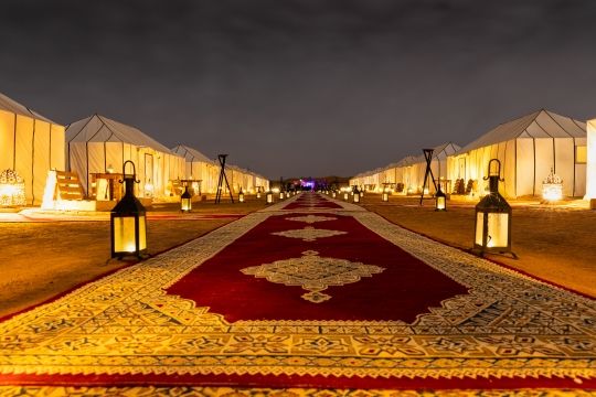 Evening picture ofa luxury tented camp in Morocco