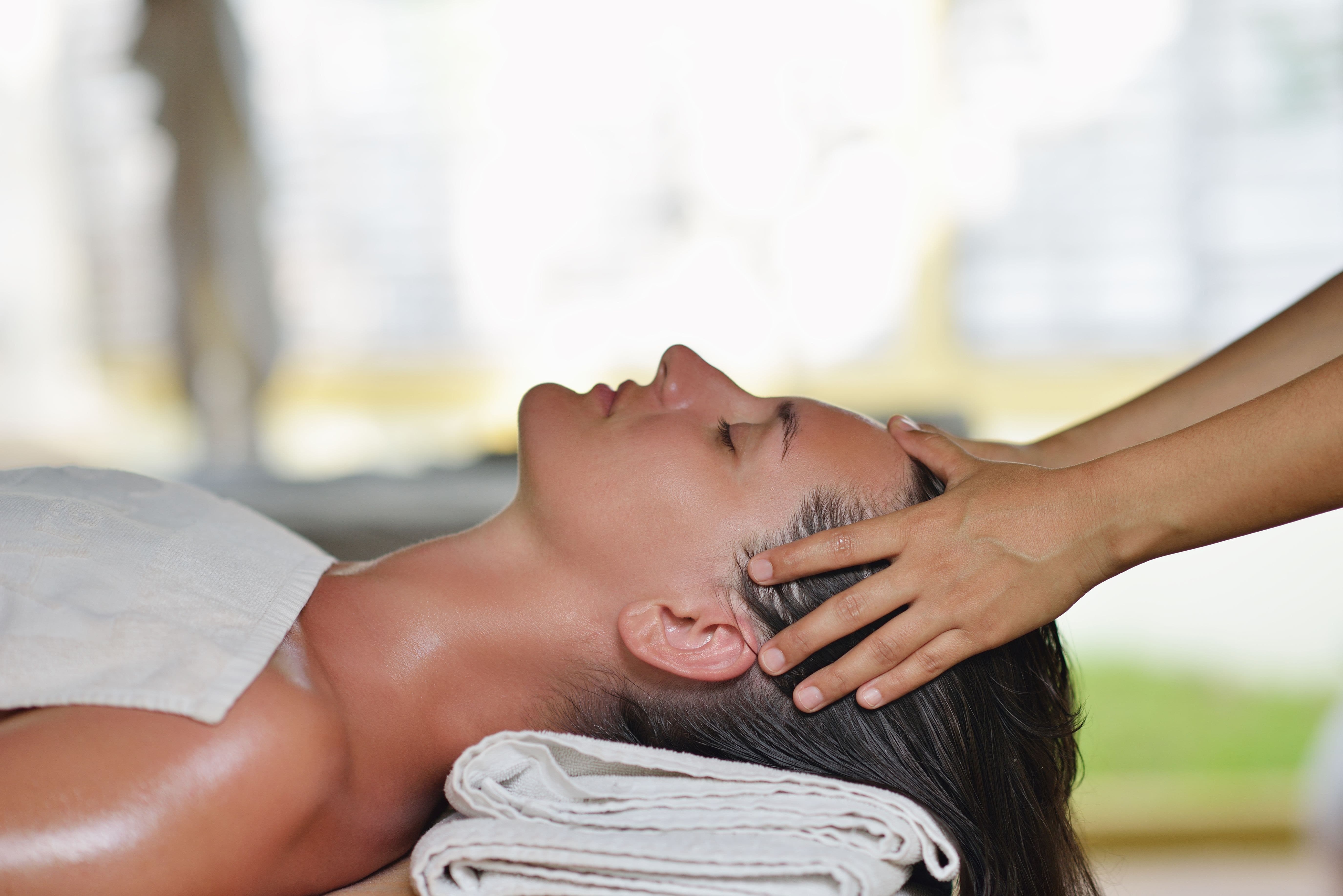 Picture of dried lavendar and essential oils used in spa treatments